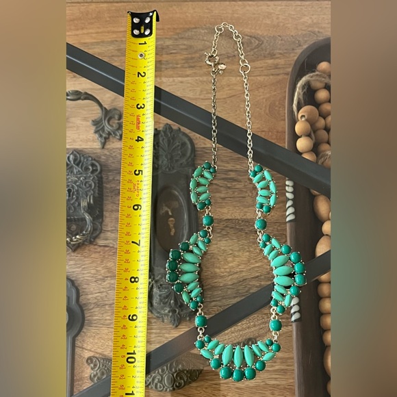 J Crew statement necklace - Picture 4 of 4